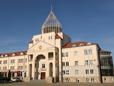 НС Арцаха проведет внеочередное заседание: В повестке принятие заявления