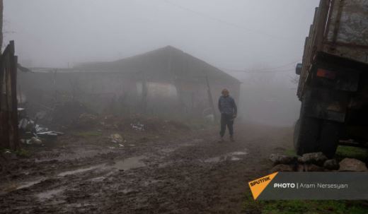 Армянское село Барцраван оказалось в изоляции: больной девочке нужны лекарства и питание