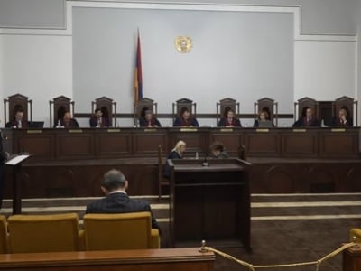Պարտադիր պատվաստումների եւ թեստավորումների հրամանի սահմանադրականության հարցի քննությունը ՍԴ-ն կշարունակվի վաղը