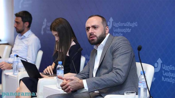 Ռոբերտ Հայրապետյան. Քաղաքական բնույթի միջազգային պայմանագրերի վավերացման համար պարտադիր է սահմանադրական գործընթացների պահպանումը
