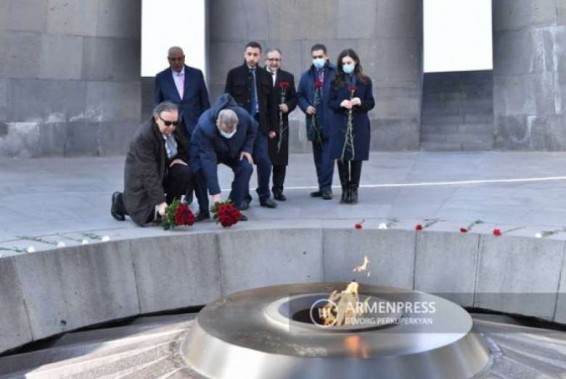 Եկեղեցիների հարցով Պաղեստինի բարձրագույն պատվիրակությունն այցելել է Հայոց ցեղասպանության հուշահամալիր