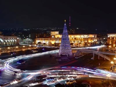Գլխավոր տոնածառի լույսերը վառվել են