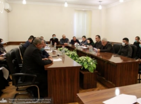 ԱՀ ԱԺ արտաքին հարաբերությունների մշտական հանձնաժողովն արտահերթ նիստ է հրավիրել. վաղը հայտարարություն կլինի