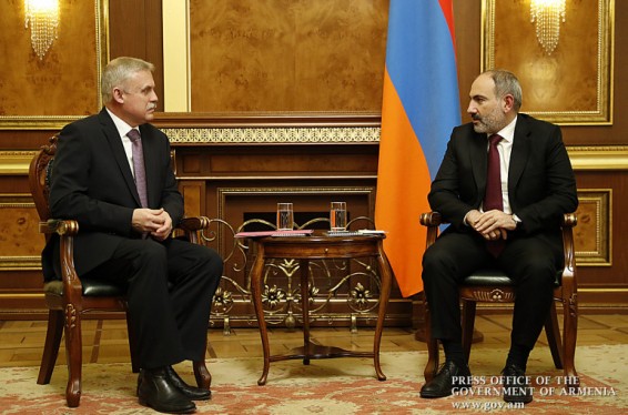 Նիկոլ Փաշինյանը ՀԱՊԿ գլխավոր քարտուղարի հետ քննարկել է Ղազախստանում ստեղծված իրավիճակը