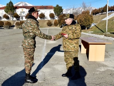 Ряд армянских военнослужащих были награждены государственными и ведомственными медалями