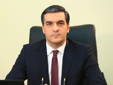 Թաթոյանն արտահերթ զեկույց է հրապարակել ՍԴ-ում հավասար ձայների դեպքում դիմումը մերժված համարվելու մասին