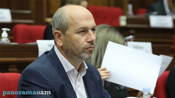 Մեր աչքի առաջ տեսանք թրաֆիքինգի շատ ցցուն օրինակ. Գեղամ Նազարանը՝ Փաշինյանի հայտարարության մասին