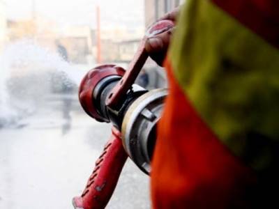 Եղվարդում երկհարկանի տուն է այրվել, դեպքի վայր է մեկնել հրշեջ-փրկարարների 4 մարտական հաշվարկ