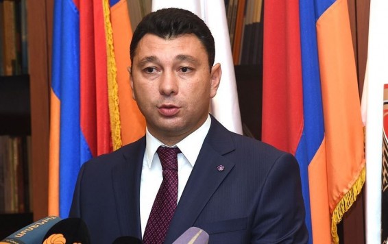 Շարմազանովը հին ընդդիմությանը խնդրել է չզրպարտել նորին