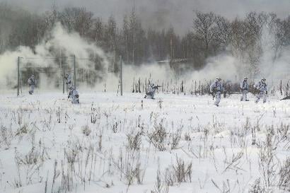 В сторону Киева двигались российские танки - возле Иванкова завязался бой с ВСУ, взорван мост