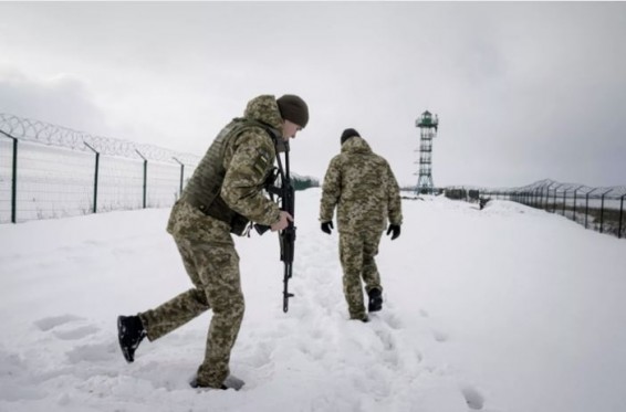 ФСБ сообщила о переходе ещё девяти украинских пограничников на территорию России