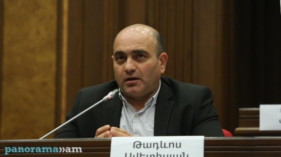 Սա շատ լուրջ ռիսկ է․ Թադևոս Ավետիսյանը՝ ռուբլու արժեզրկման մասին