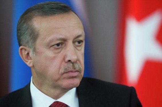 Գերմանիայում փակել են Էրդողանին իբր վիրավորած հաղորդավարի նկատմամբ գործը