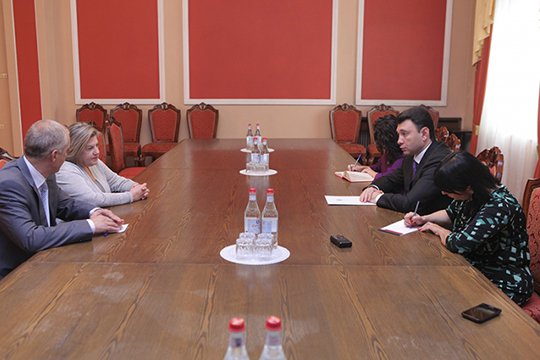 Շարմազանովն ընդունել է Հունաստանի նորանշանակ դեսպանին