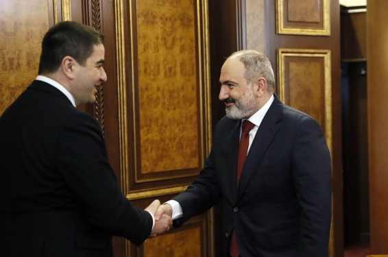 Փաշինյանն ընդունել է Վրաստանի խորհրդարանի նախագահի գլխավորած պատվիրակությանը