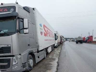 Լարսի ճանապարհը կրկին փակ է բոլոր մեքենաների համար