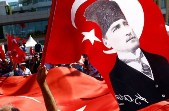 Թուրքիայում հեղաշրջման փորձից հետո 66 դատավորի և դատախազի են ազատել աշխատանքից