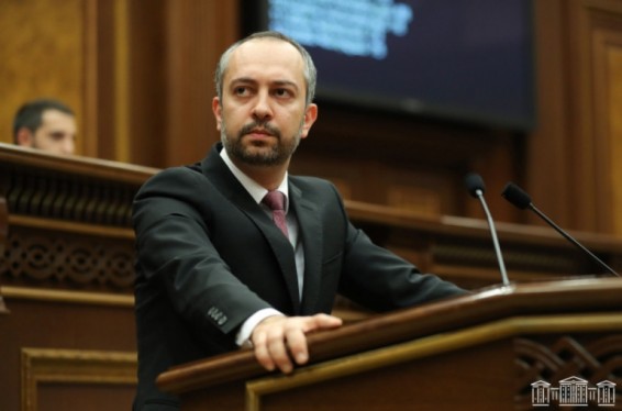 Բողոքի ակցիաներն ուղղորդվում են քաղաքական հայացքները չկիսող քաղաքացիների նկատմամբ բռնություններով, իրավապահ համակարգի աշխատանքը ոչ համարժեք է․ Էդուարդ Աղաջանյան