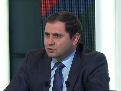 Այս փուլում Ադրբեջանի հետ պատերազմի վտանգներ մեզ տեսանելի չեն, մեր բանակի ոգին բավականին բարձր է․ նախարար