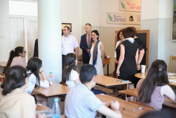 Մեկնարկել են գերազանցության մեդալի հավակնորդների քննությունները