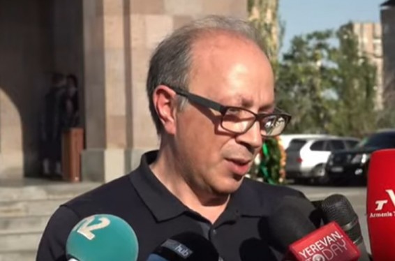 Երբ ես աշխատում էի, ինքն իր կարծիքն էր հայտնում, ես՝ իմ, բայց դա չի ազդել մեր ջերմության վրա, ամենաարժեքավոր մարդիկ շուտ են հեռանում․ ՀՀ ԱԳ նախկին նախարարը՝ Արմեն Գրիգորյանի հոգեհանգստին