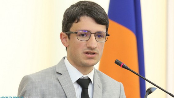 Բոլոր «հրամանները» տրվում են Երևանից և վերջինիս կառավարման ներքո գտնվող Ստեփանակերտից․ Էդգար Էլբակյան