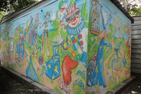 Նկարազարդման և մետաղական կառույցների ներկման աշխատանքներ` մայրաքաղաքի վարչական շրջաններում