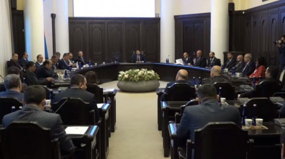 Կառավարությունը Հայաստանի ավտոշուկաներում մեքենաների մաքսազերծման կետ կբացի
