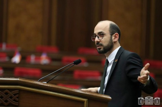 Ընդդիմություն կոչվող խմբակը, դասերից փախած դպրոցականների պես, չի ներկայանում նիստերին, սա մանդատագողության դասական օրինակ է․ Արթուր Հովհաննիսյան