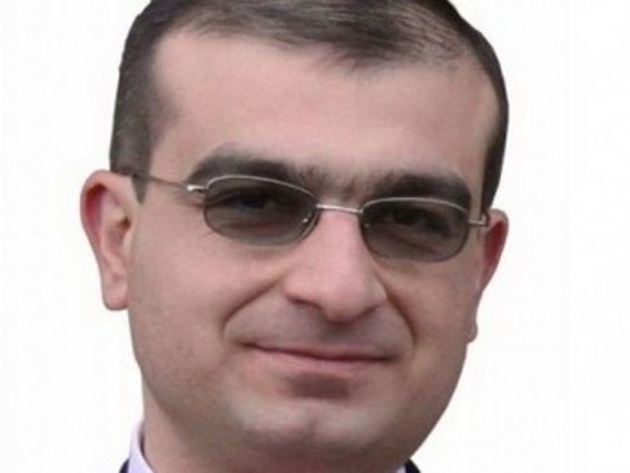 Դավիթ Հովհաննիսյանի խափանման միջոցը փոխելու ստորագրահավաքին միացել է 11 պատգամավոր