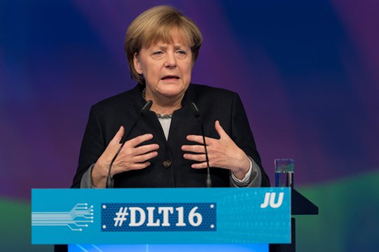 Գերմանիան հարկադրված է ավելի շատ միջոցներ ծախսել իր արտաքին անվտանգության ապահովման համար. Մերկել