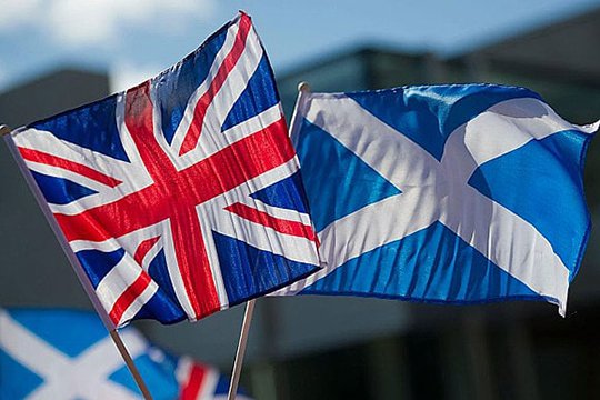 Շոտլանդիայում կարծում են, որ Մեծ Բրիտանիան իրեն պահում է շփացած երեխայի նման