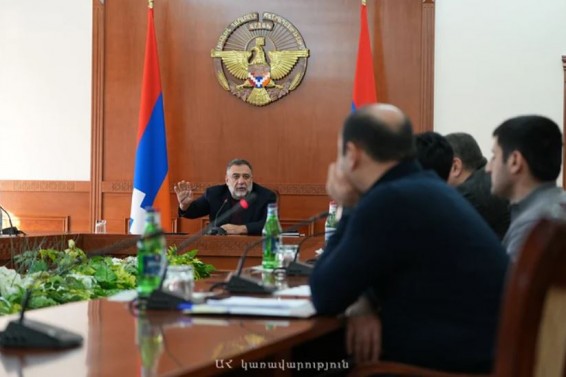 В Арцахе обсудили ситуацию с запасами продовольствия, топлива, медикаментов и других товаров первой необходимости