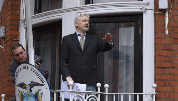 WikiLeaks сообщил, что Джулиану Ассанжу отключили интернет