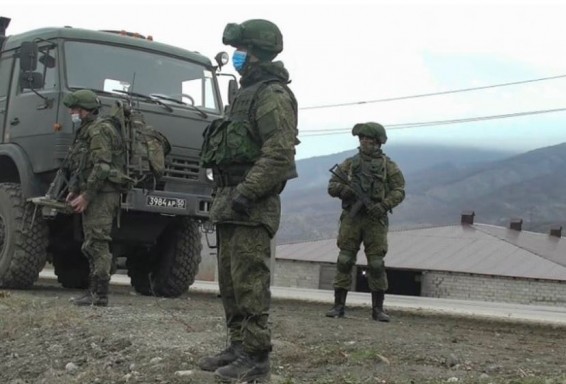 Военно-политическая обстановка вокруг Арцаха обсуждена на совещании у президента