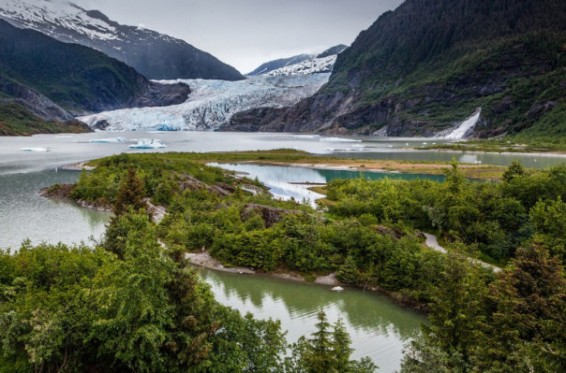 Այսօր ԱՄՆ-ում նշվում է Ալյասկայի օրը