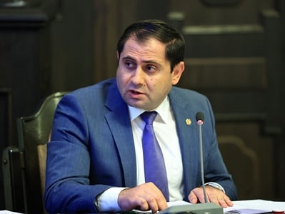 Քննարկվել են ԶՈւ արդիականացման հեռանկարները. Պապիկյանը շարունակում է այցերը զորամասեր