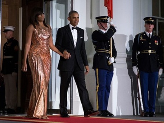 Միշել Օբաման վերջին պետական ընթրիքին ներկայացրել է Versace–ի զգեստով