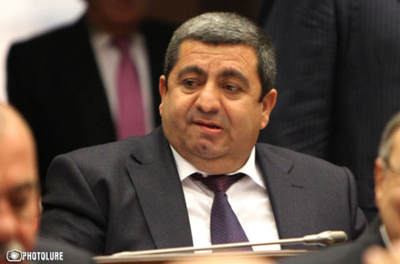 «Անփոխարինելի մարդ չկա». Առաքել Մովսիսյանը Սեյրան Օհանյանի մասին