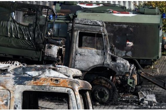 Բրեմենում Գերմանիայի ԶՈւ 15 բեռնատար է այրվել