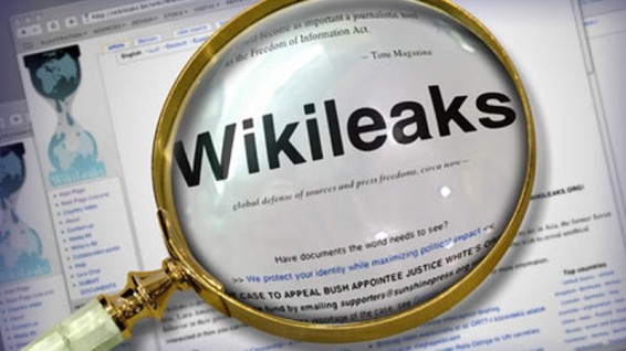 WikiLeaks опубликовал очередную партию переписки главы штаба Клинтон