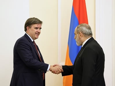 Փաշինյանը Ջեյմս Օ-Բրայենի հետ քննարկել է ԼՂ-ում ստեղծված իրավիճակը, Ադրբեջանի սադրանքները