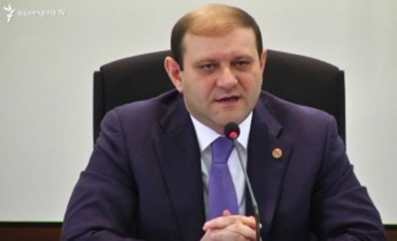 Մի քանի անբարոյականին լսում` հայտարարություն եք անում. Տարոն Մարգարյանը` Բախշյանին