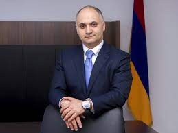 «Ժողովուրդ». ՏՄՊՊՀ նախագահի կինը 25 հազար դոլար նվիրատվություն է ստացել. ինչ ունեցվածք ունի