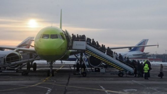 Международные авиаперевозки российских компаний упали на 15,4%