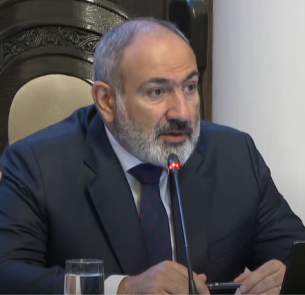 Նախապատրաստել ենք ավելի քան 40․000 կեցավայր ԼՂ մեր հայրենակիցների համար, լուծել՝ առողջապահական ու սննդի հետ կապված հարցեր․ Փաշինյան