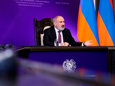 Փաշինյանը մարզադահլիճների անորակ հիմնանորոգման պատճառով աշխատանքից ազատել է նաև Արմավիրի մարզպետին