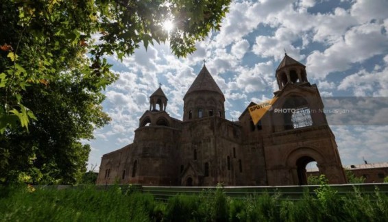 В сентябре, после 6 лет реставрации, будет переосвящен и открыт главный собор Армении