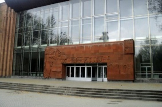 Գ. Սունդուկյանի անվան վերանորոգված թատրոնը իր նորամուտը կտոնի «Պեպո» բեմադրությամբ