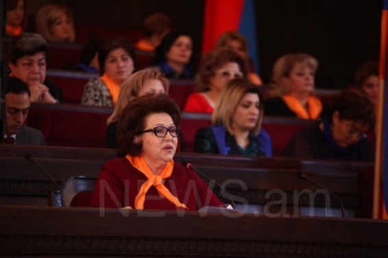 Երեւանում ընթանում է ՀՀԿ կանանց խորհրդի համաժողովը.